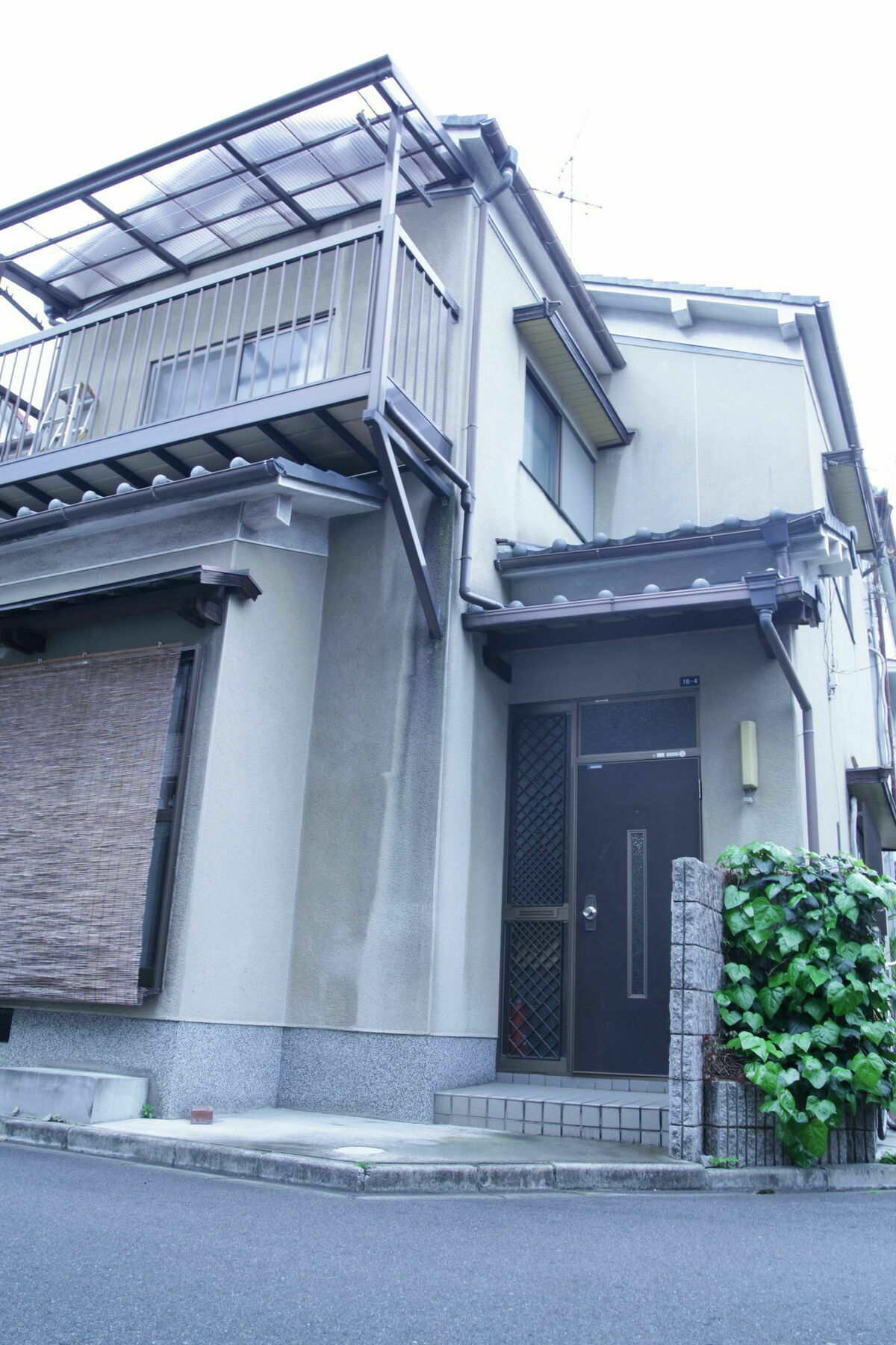 Airlog House -Comic Inn- Habikino Экстерьер фото